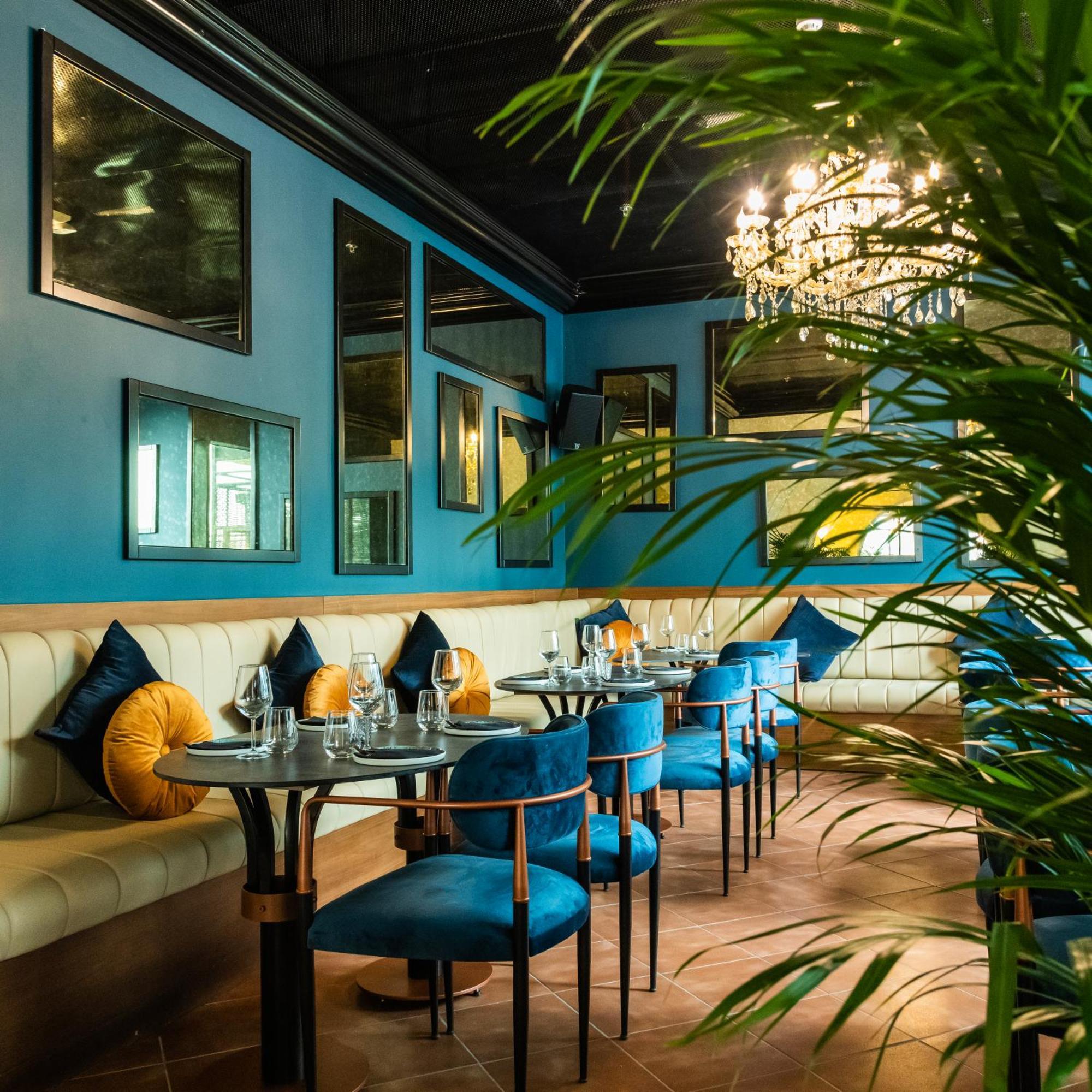 Somerset West Bay Доха Екстер'єр фото Restaurant interior